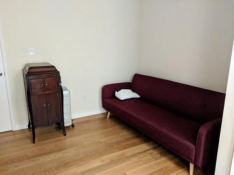 462 Andover St — Photo 13