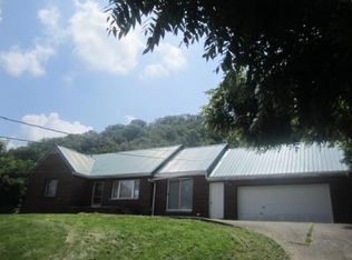 69 Boone Rd, Huntington, WV 25702