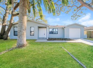 7300 San Moritz Dr, Port Richey, FL 34668