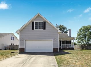 5335 Heather St, Hope Mills, NC 28348