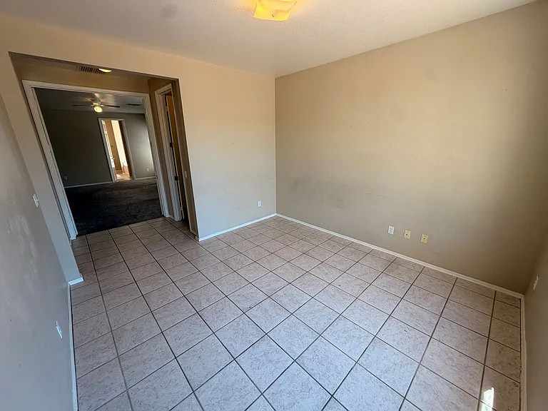 9817 W Las Palmaritas Dr — Photo 21