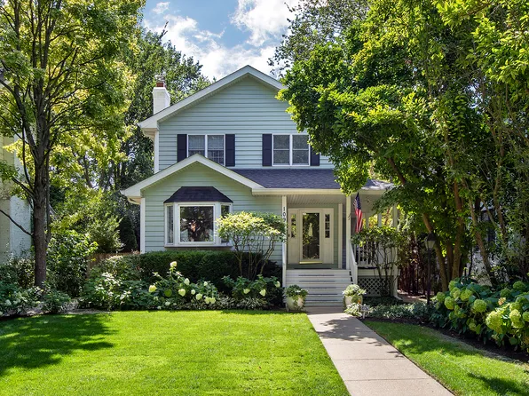 1092 Ash St, Winnetka, IL 60093