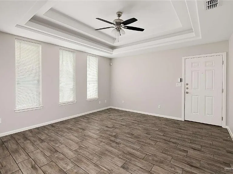 1404 Alta Vista Dr #3 — Photo 9