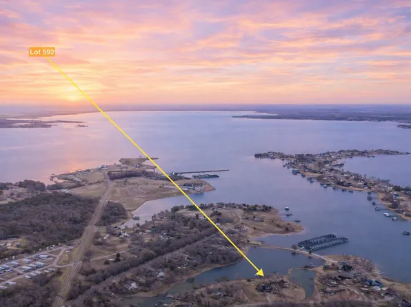 LOT 592 Clear Water Ct, Corsicana, TX 75109