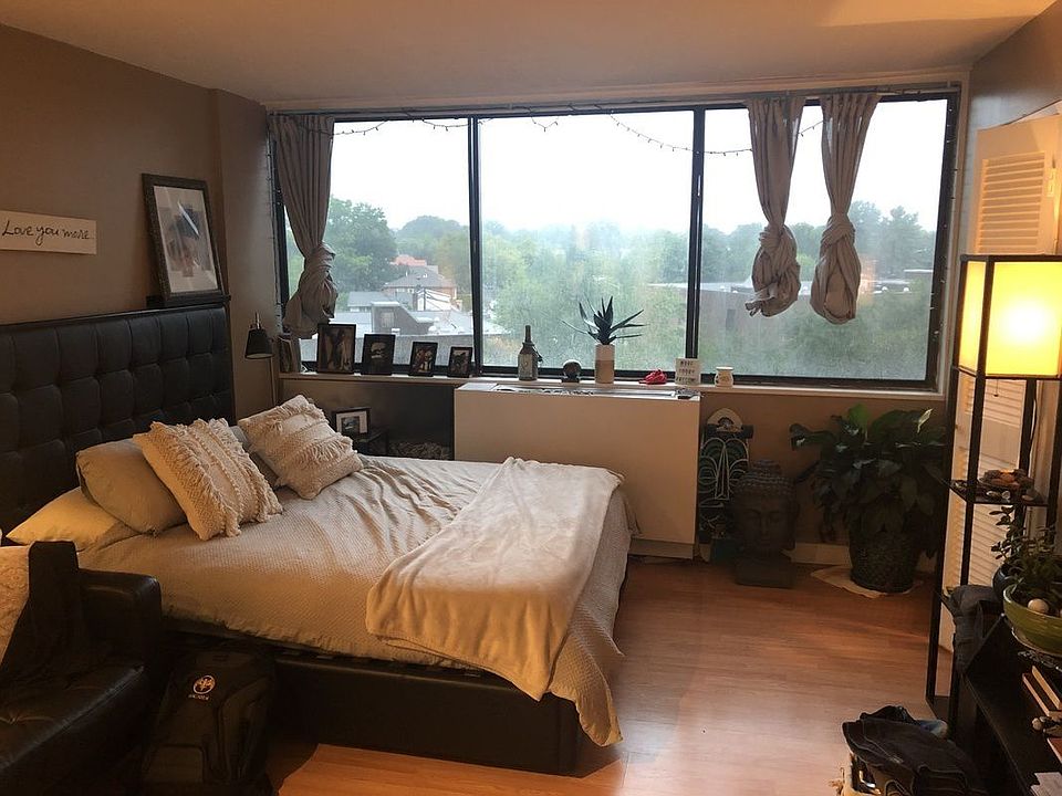 1st image of 2 Bay Club Dr APT 7H