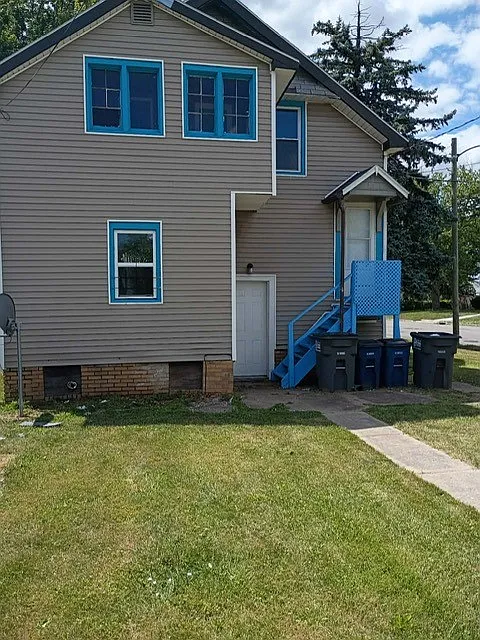3430 Maple Street - Lower — Photo 3