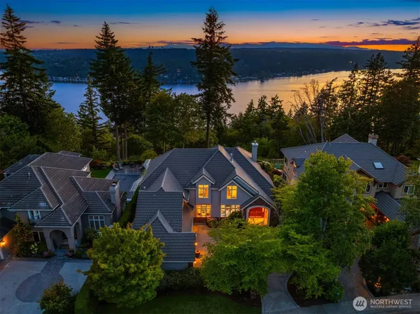 2451 204th Terrace NE, Sammamish, WA 98074
