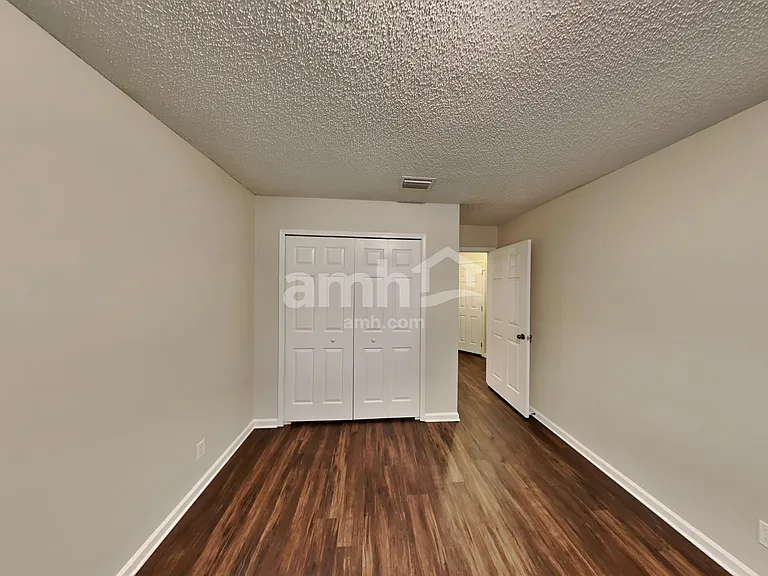 12612 N Ashglen Dr — Photo 13