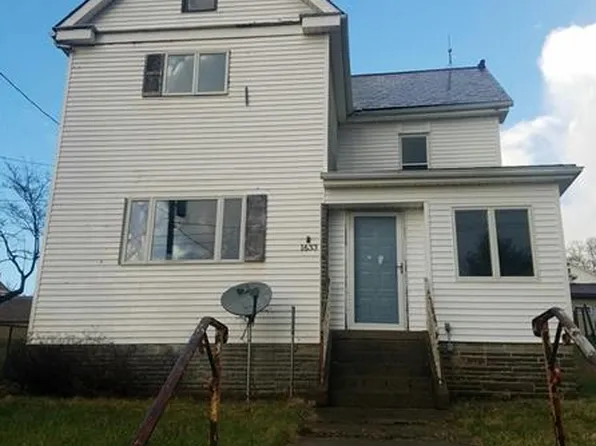 1633 E Maiden St, Washington, PA 15301
