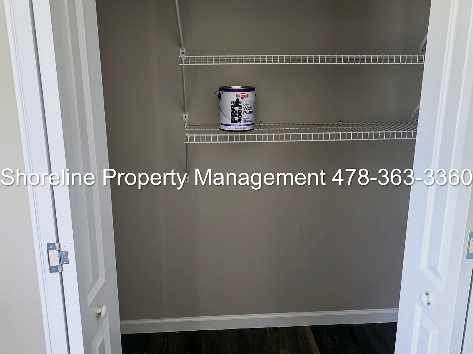 221 North Irwin Street - 8 — Photo 3