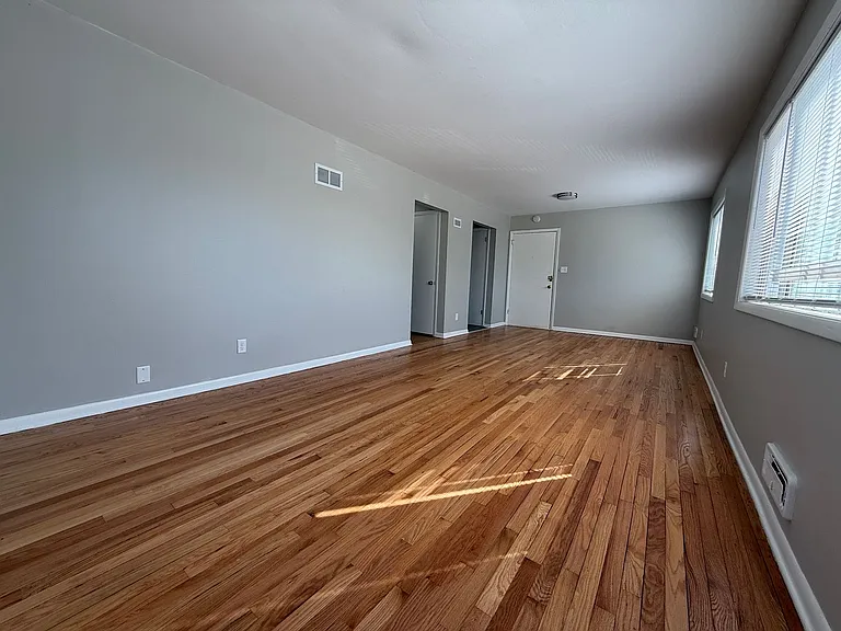 3885 N Humboldt Blvd — Photo 5