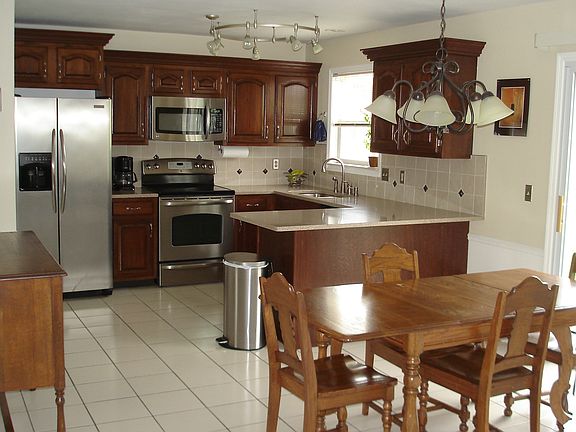 4th image of 6952 Lake Park Cir