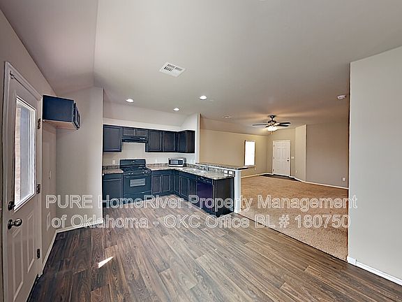 4th image of 9304 NW 70th St