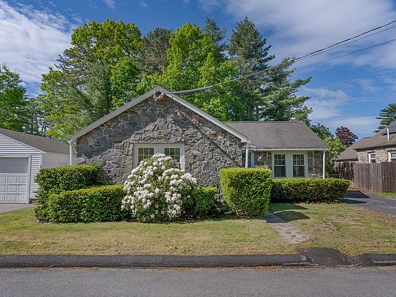 2nd image of 1 Wilbur Avenue