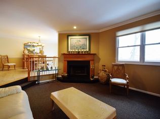 10 Beacon Hl, Pompton Lakes, NJ 07442