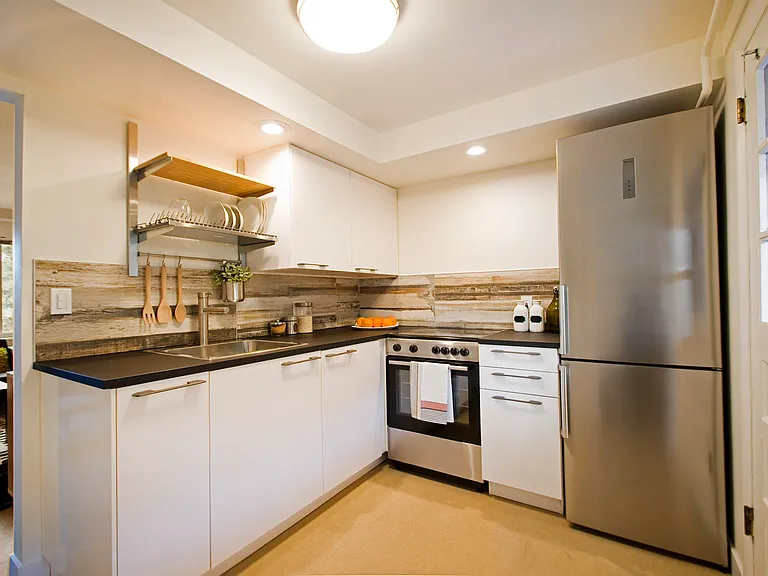 1820 Alpine Ave #2 — Photo 2