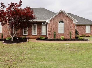 181 Dana Dr, Medina, TN 38355