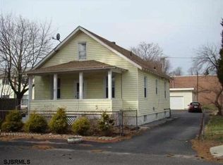 39 Washington Ave, Egg Harbor City, NJ 08215