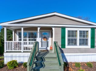 6 Pinto Ln, Londonderry, NH 03053