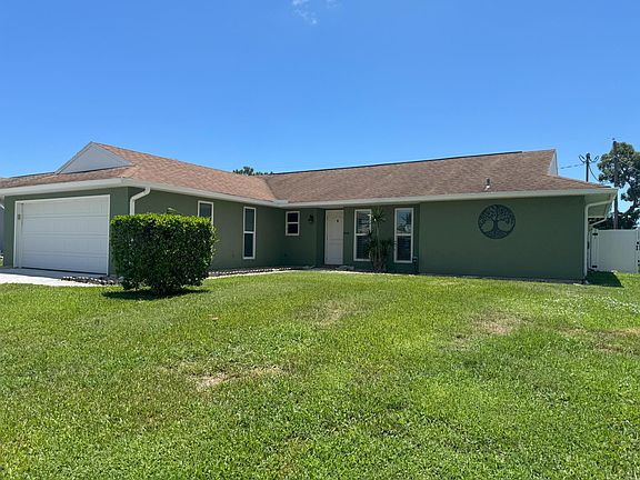 3rd image of 1450 SE Merion Court