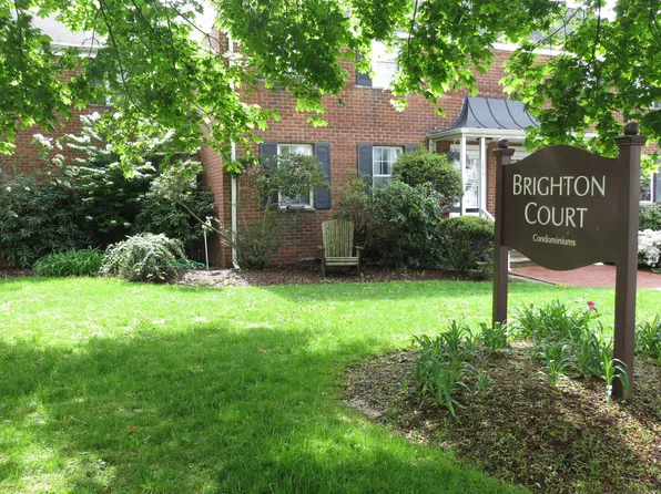 1858 Summer Street #1858, Stamford, CT 06905