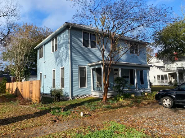 107 W Clarksville St APT 4, Jefferson, TX 75657