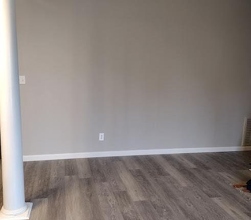 2nd image of 219 Colquitt St