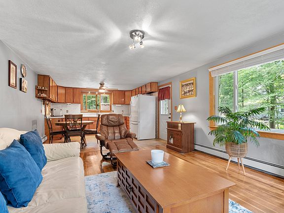 5th image of 225 Taylor Rd