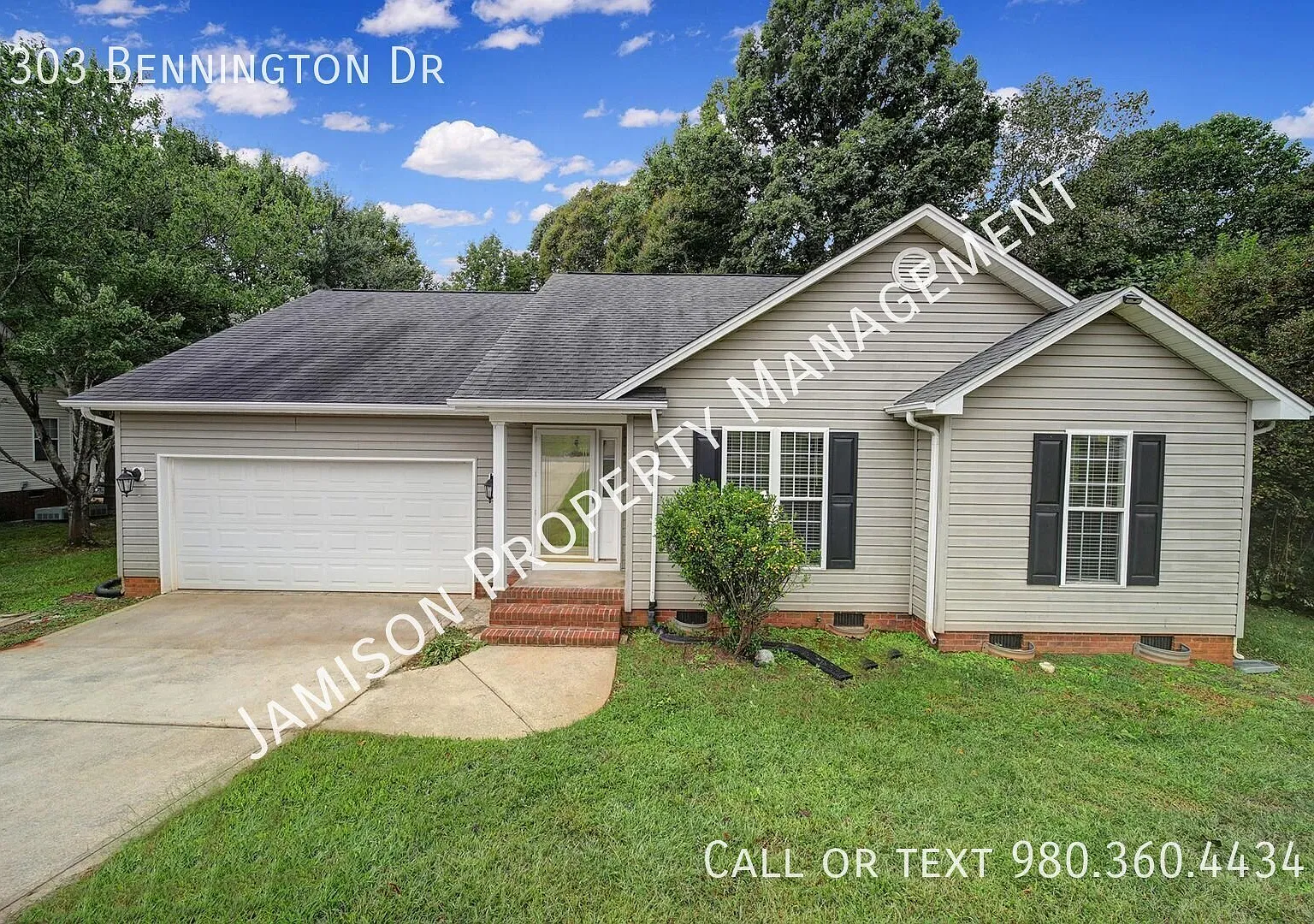 Lovely 3 Bed 2 Bath Ranch Home in Stanley! — Photo 1