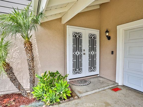 3rd image of 321 Blossom Pl