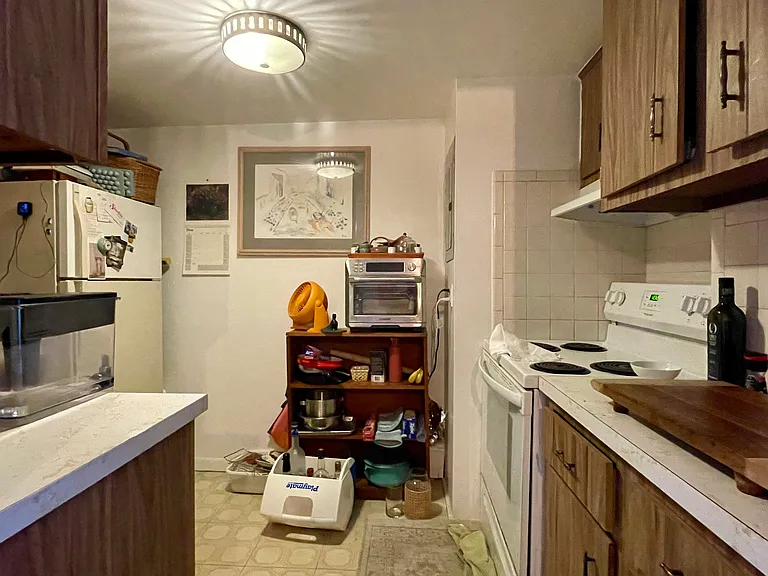 382 Massachusetts Ave — Photo 27