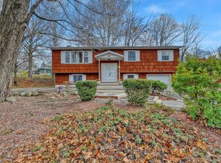 1 Townsend Street, New Windsor, NY 12553