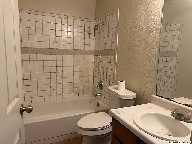 9130 Kings Hbr — Photo 14