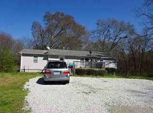 992 David Ave, Winder, GA 30680