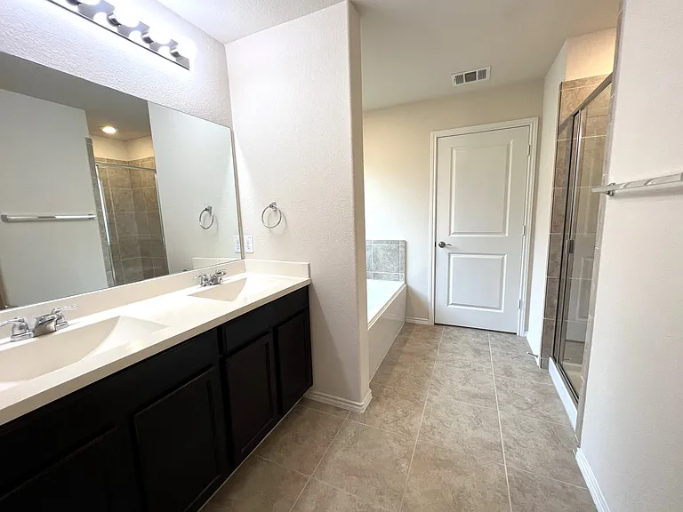 5808 Eden Dr — Photo 9