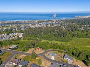 11 Reddekopp Rd, Pacific City, OR 97135