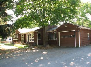 49 Willis Ave, Seekonk, MA 02771
