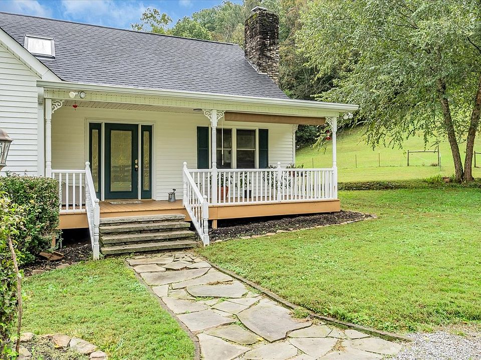 14th image of this home