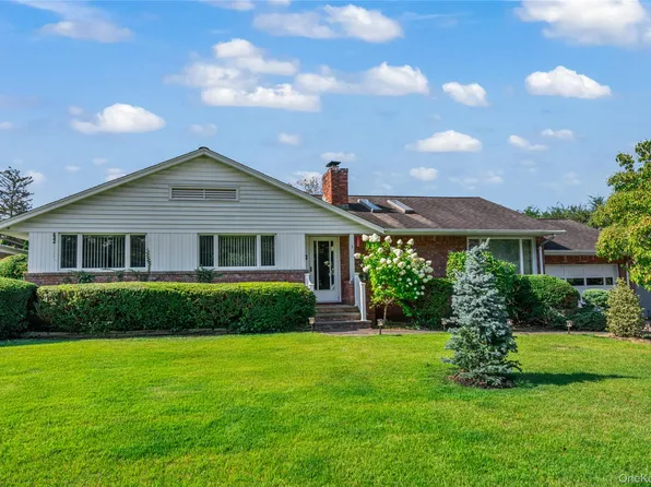 9 Cliftwood Drive, Huntington, NY 11743