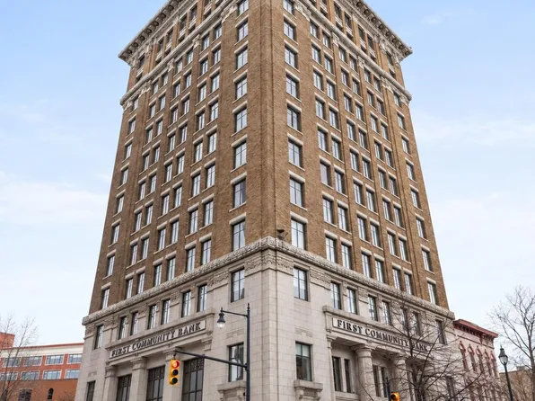 60 Monroe Center St NW APT 8D, Grand Rapids, MI 49503