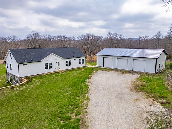 3rd image of 7408 N Tree Farm Rd