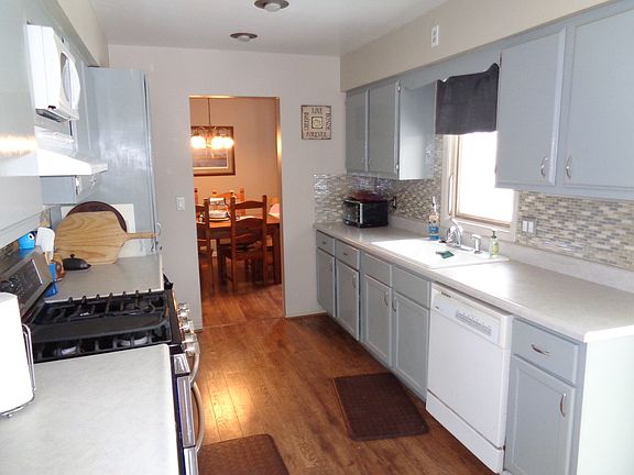 4th image of 1322 Navaho Cir