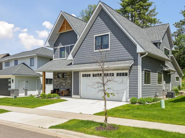 672 Inspiration Pl, Bayport, MN 55003