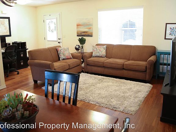 2nd image of 2808 Oshaughnesy St