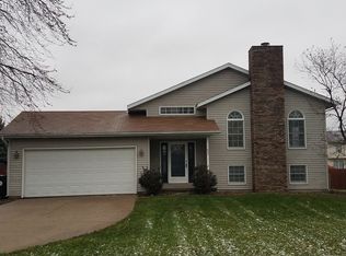 1622 Bensington Ct, Normal, IL 61761