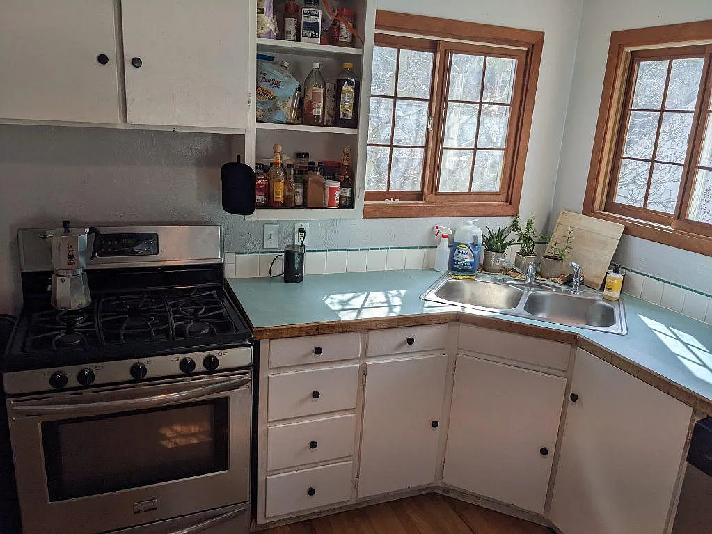 2 bed, 1000 sqft, $1,995 — Photo 2