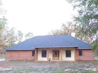 12785 Lilly Ln, Deville, LA 71328