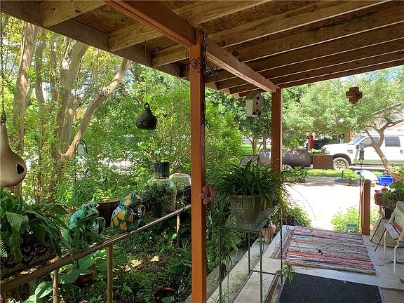 4th image of 11705 Garden Grove Dr