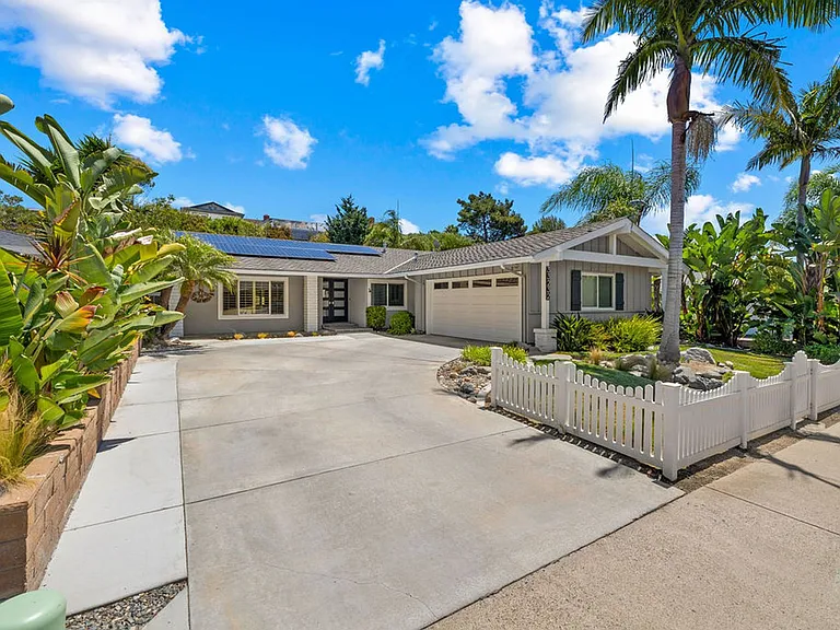 33232 Sea Bright Dr — Photo 3