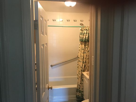2nd image of 3310 Brighton St